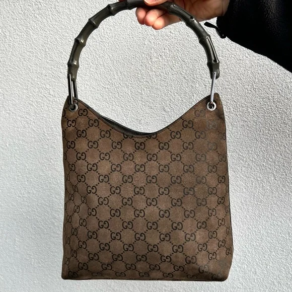 Gucci Bamboo Suede Shoulder Bag - Picture 4 of 14